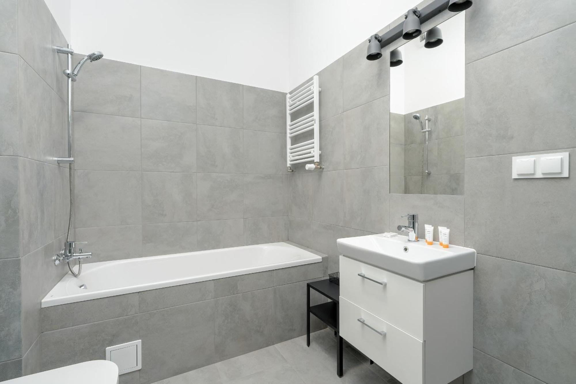 Cozy Studio With Balcony And Free Garage By Noclegi Renters Poznań Exterior foto